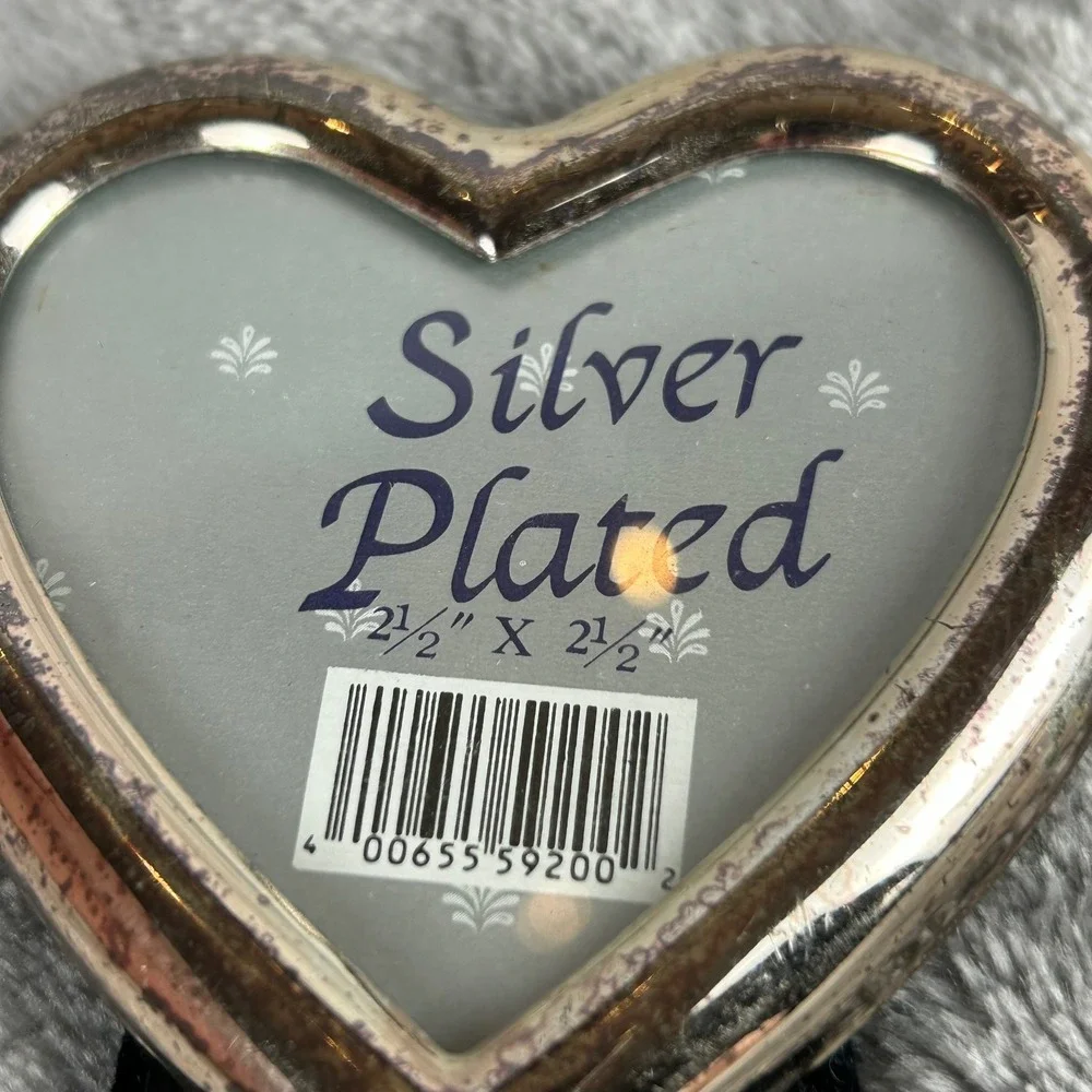 Vintage Silver Plated Heart Picture Frame Small 2.5x2.5 Velvet Back Korea